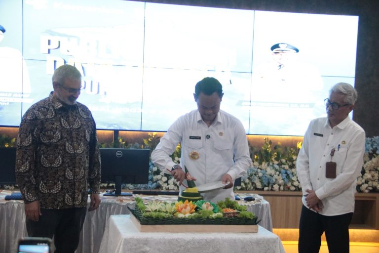 Foto: Pemerintah Kabupaten Purbalingga bersama Oxford University Clinical Research Unit (OUCRU) secara resmi meluncurkan Public Health Data Theater (PHDT) pada Rabu (9/7/2025).